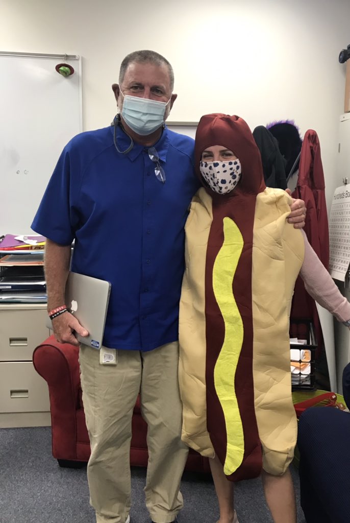 On the menu today... HOT DOGS!! #prideinside2021 <a href="/SlaughterLC/">Slaughter Elem LC</a> <a href="/BathmanEDU/">Amanda Bathman</a> <a href="/SlaughterES/">Slaughter Elementary</a>