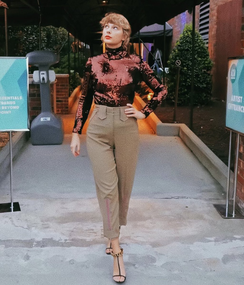 Taylor Swift Charts On Twitter Taylorswift13 Is Nominated In 3 Categories At The 2020 People Choice Awards Female Artist Album Of The Year Folklore Soundtrack Song Only The Young Https T Co Xyjwfbiq76