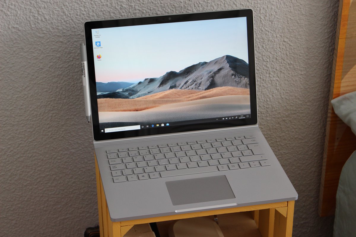 dani_gonro's tweet photo. He pasado unos días probando el Surface Book 3 y estoy algo desilusionado 😔 Es caro, no tan potente como prometen y tiene dura competencia en el Pro 7 y el Laptop 3 😅

Lo cuento en mi review --> https://t.co/rzBSpkwGoN

@MicrosoftES #SurfaceBook3 https://t.co/TzbTm1ctks