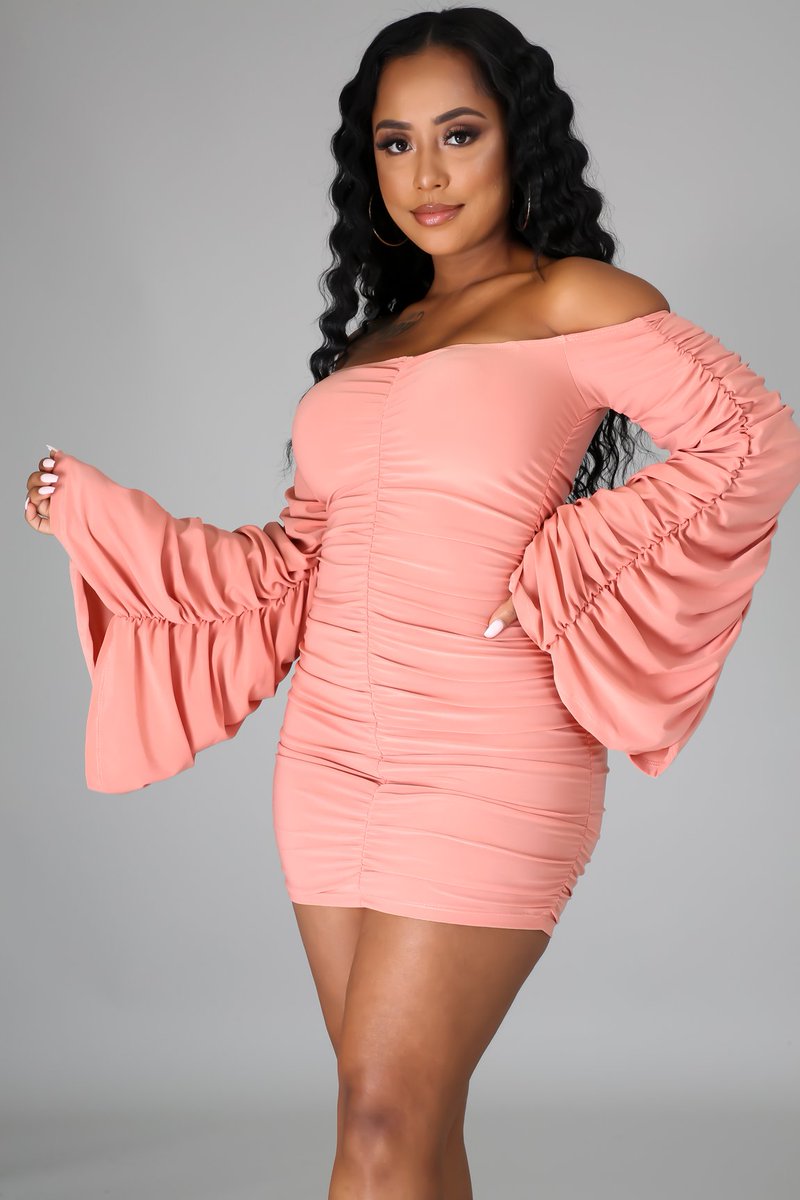 🌹Get your 'Guess Who’s Back Dress' at the all new GitiOnline.com

👗Link to Shop: bit.ly/33oQe2B

#style #sexy #fashion #ootd #new #onlineshopping #boutique #dress #rucheddress #longsleevedress #falltrend #fallfashion