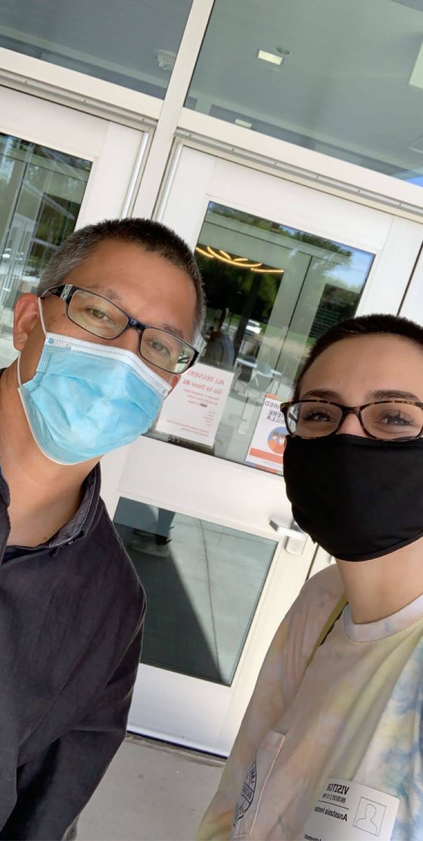 smsdbiotech's tweet photo. It is always a great day when a former student visits and reminds me why I do what I do! @theSMSD @theSMEF @smsd_caa @SMWestOffice #masksmile https://t.co/ryw0F3DWDy