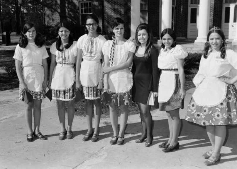 uncplibrary's tweet photo. Featured in this #tbt are students who were a part of the 1971 Pembroke State University Spanish Festival! Check out more images from this collection in the University Archives/Special Collections. #uncplibrary #uncp #BraveNation #hispanicheritagemonth https://t.co/tS9vni37EX