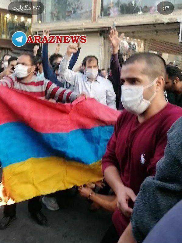 Protestors burnt the Armenian flag