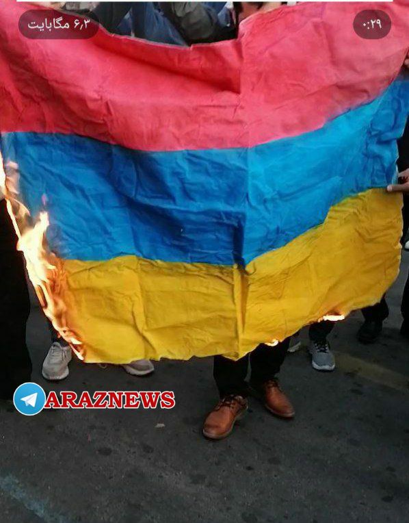 Protestors burnt the Armenian flag