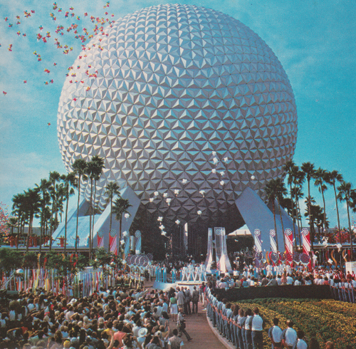 attau_'s tweet photo. Happy birthday to my two favorite places in the entire earth to be! Thank you for all the memories, I can't wait for many more to come! πβ€οΈππ°ππ
#Epcot38 #magickingdom49 https://t.co/b1iQoEyykB