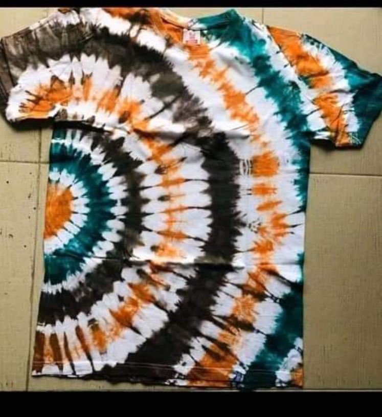 tee_reeham's tweet photo. Icon please support an icon small hustle
I sell adire roundneck tee
Price: 3000
Location: Lagos,Nigeria
Delivery is available nationwide please help retweet and follow
I follow back immediately
#LayCONQUEROR #LayconTheWinner #LayconOurWinner #LayconMediaTour https://t.co/vPLu7SFf0F