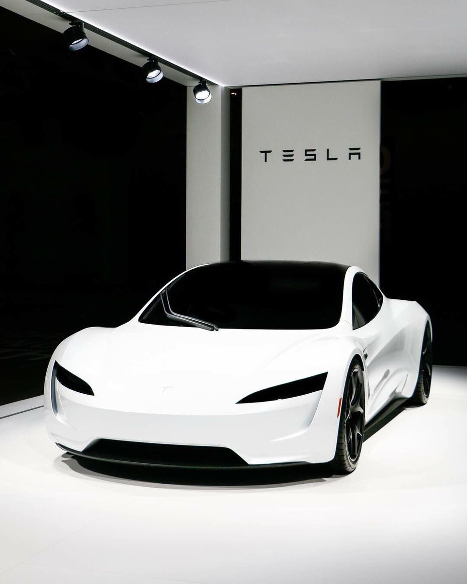 PPathole's tweet image. The Stormtrooper Tesla Roadster is so sick 🔥