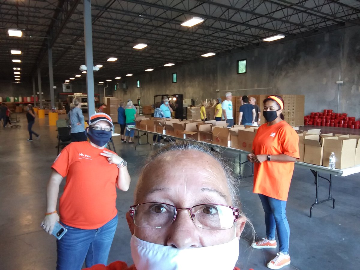0248 team helping at the Salvation Army food bank. Brad, Rick, Charlie, Kayla and Cheryl. <a href="/0248HomeD/">Home Depot 0248</a> <a href="/sgaskinshd/">Stacey Gaskins</a> <a href="/CarrieHalas/">Carrie Halas ASDS #0248</a> <a href="/Charliebb71/">Charlie Blount</a> <a href="/AmandaKincadeSE/">Amanda Kincade</a> <a href="/marlaina_smith/">Marlaina Smith</a> <a href="/DaveC_THD/">Dave Crowthers</a>
