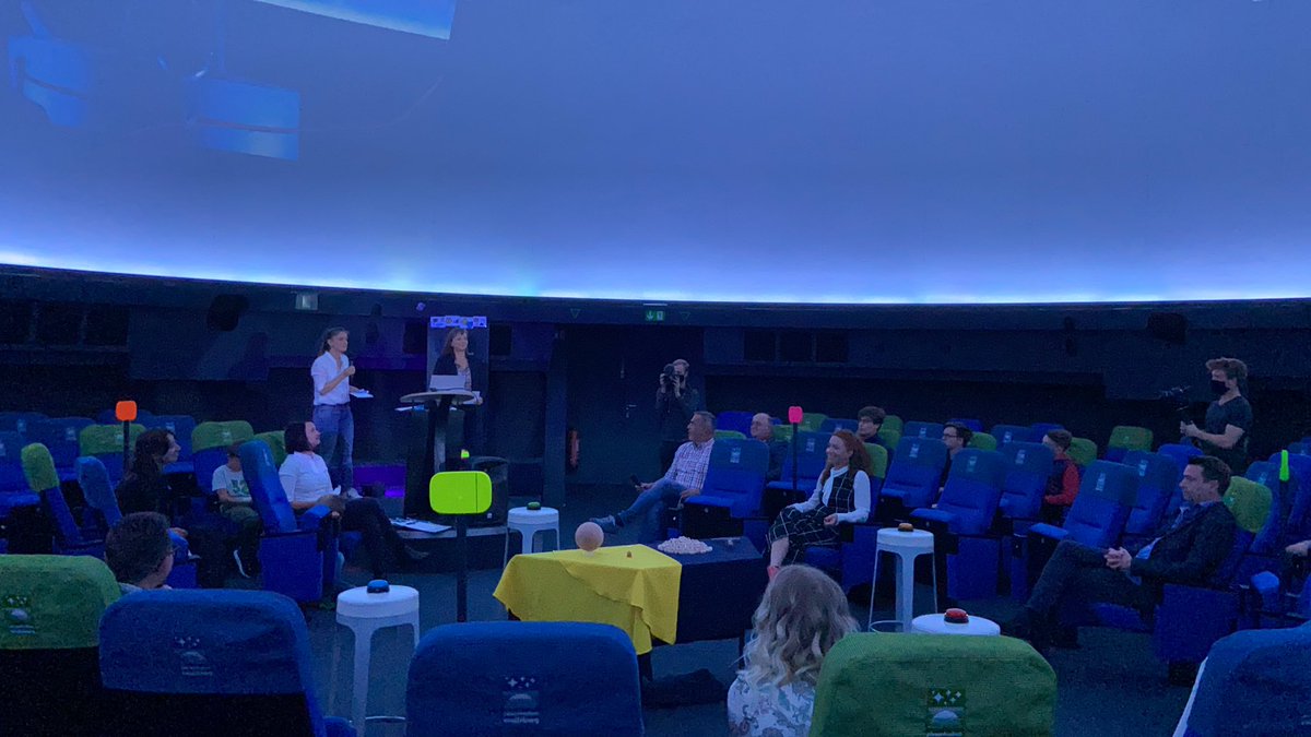 Phiz im Planetarium Wolfsburg mit tollen Teilnehmern. #phaenomenale2020 #planetariumwolfsburg