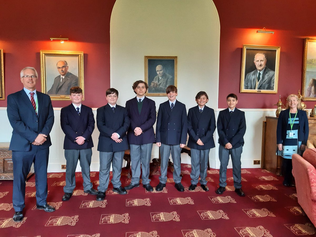 gordonstoun's tweet photo. Today it was the turn of the Year 9s in @Cumminghouse1 to have tea with Mr and Mrs Devey 🍰 🎂 #letthemeatcake #andbiscuits https://t.co/tN95KJVqQU