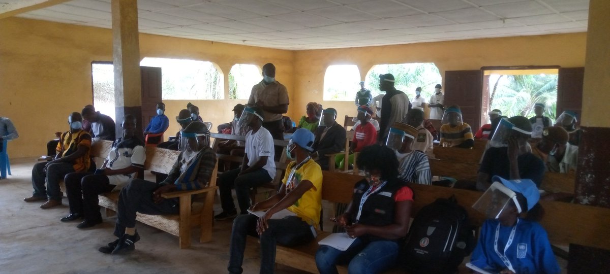 IomLiberia's tweet image. To reinforce social cohesion and border monitoring, IOM-Liberia hosted 45 participants from 12 communities and statutory security agencies in a border management and security training held in Loguatuo.  
#IOM #CROSS-BORDER #SecurityDevelopment @iom