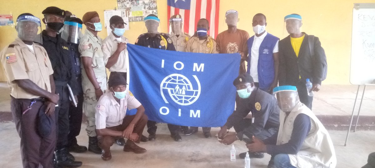 IomLiberia's tweet image. To reinforce social cohesion and border monitoring, IOM-Liberia hosted 45 participants from 12 communities and statutory security agencies in a border management and security training held in Loguatuo.  
#IOM #CROSS-BORDER #SecurityDevelopment @iom