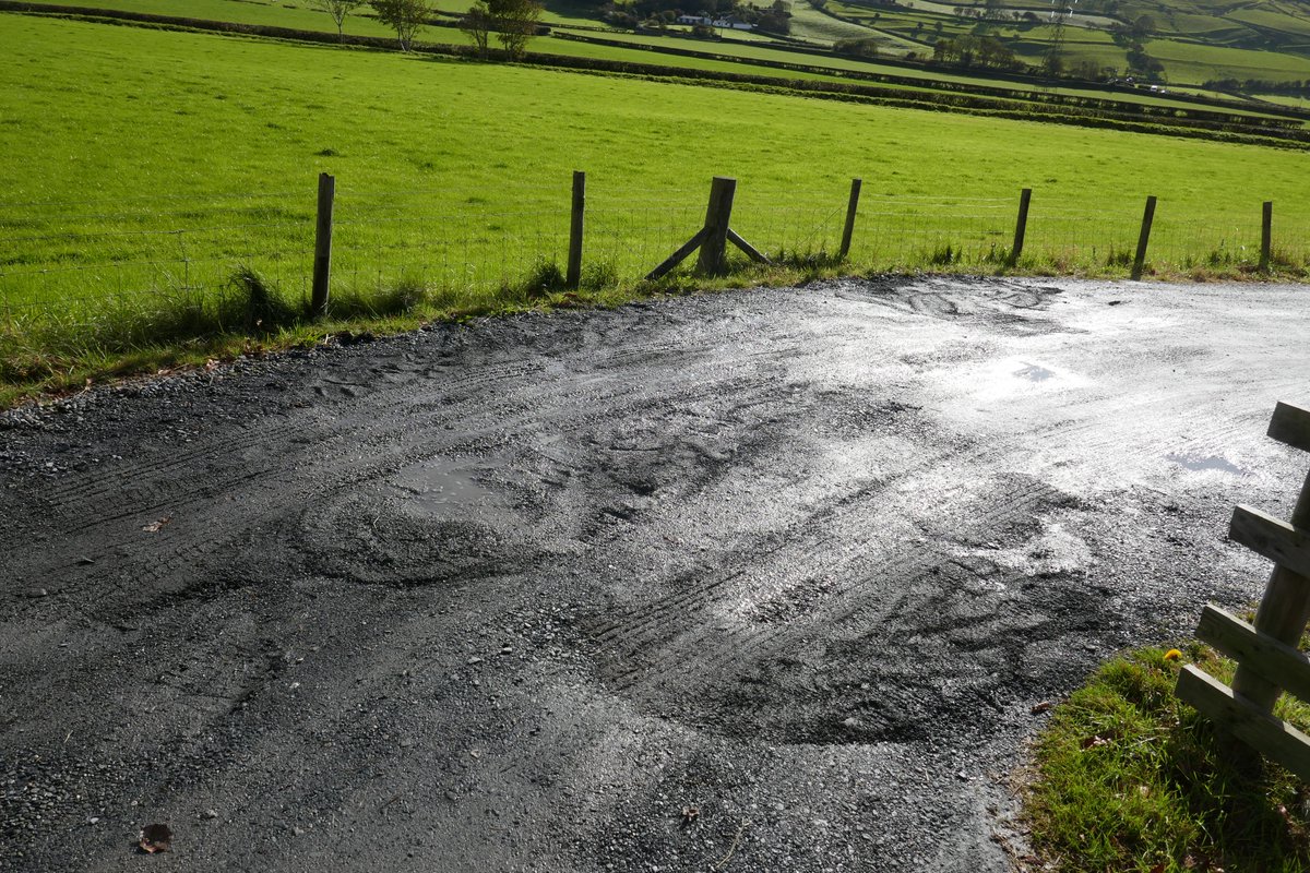 TheLengthsman's tweet photo. Back on car park duty this morning at #Soutergate filling in potholes ~ stunning views of Gunson heights, High Moor and Low Hall Wood #KirkbyinFurness https://t.co/RDQp8JsJht