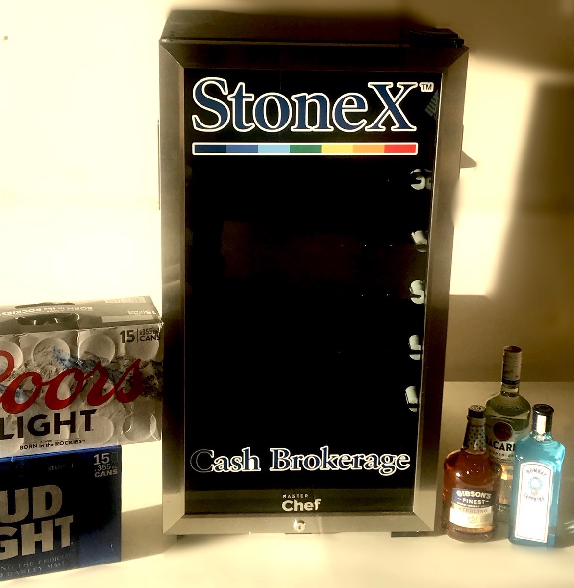 StoneX would like to help you CELEBRATE 🥳wrapping up another harvest Follow and retweet for a chance to win this STOCKED BEER FRIDGE !! Also includes diesel for the WINTER HAPPY HOUR !! Winner will be drawn on Oct 9th #AgTwitter  #harvest20