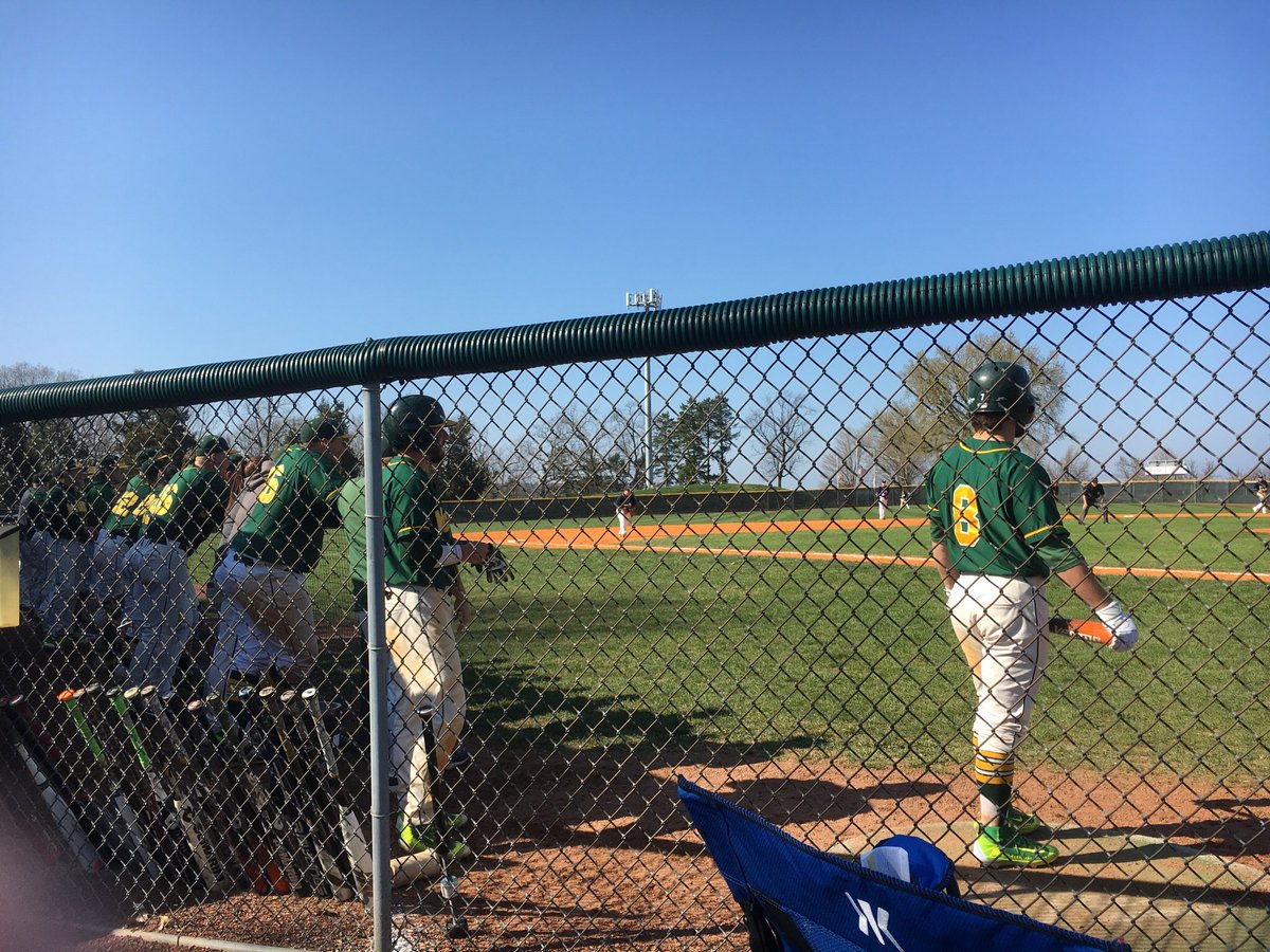 SchecSports18's tweet photo. Nothing like McDaniel College Athletics! Proud history and tradition! @McDanielCollege @McDanielFBall @GretchenMcKay1 @mcdanielsports @Go2McDaniel @mcdaniel_tennis https://t.co/eaU3YYG6t6