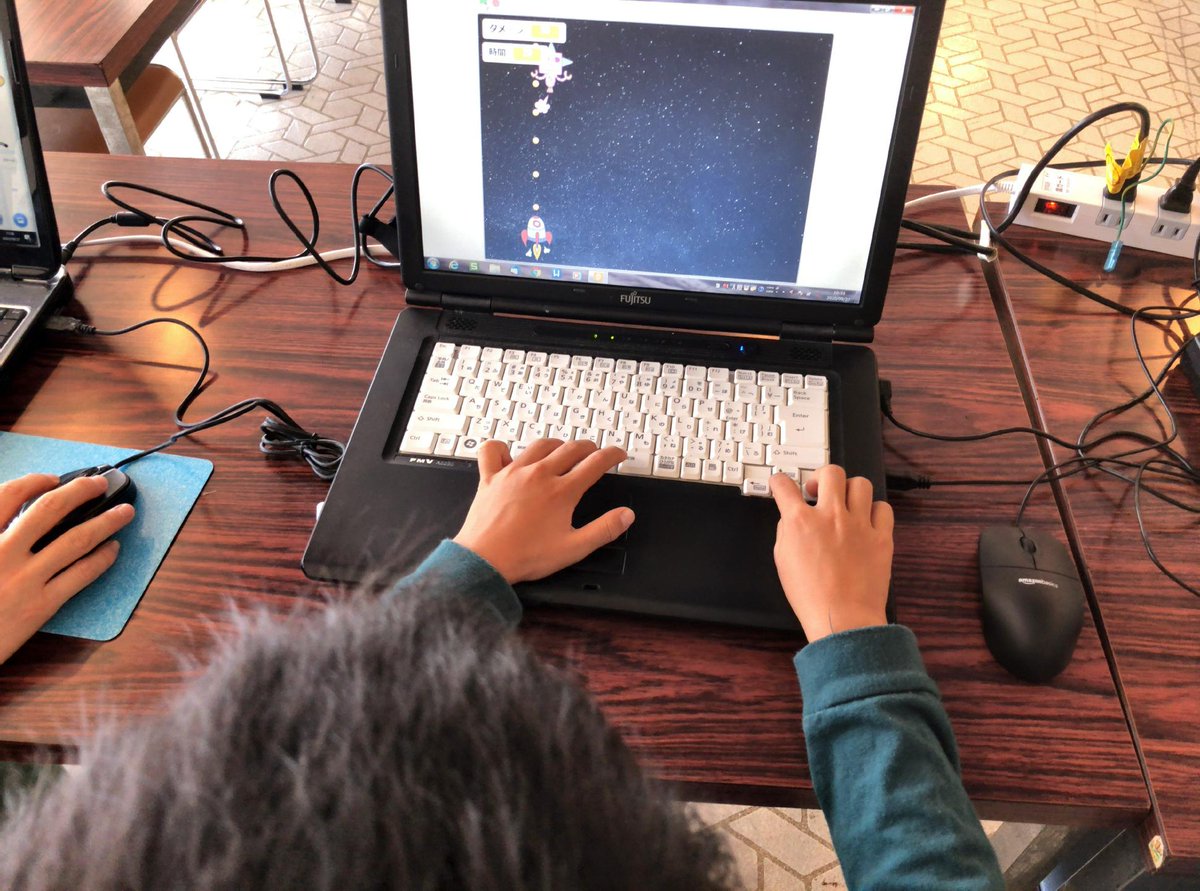 CoderDojoHokuto's tweet image. 希望者のニンジャの方による発表では、
o お休みをしていた時期にScratchでゲームを作り、さらに手を加えたシューティングゲーム。
o ステージ切り替えを実現したScratchの内容
などの発表がありました。

再開し、少しづつ行っていきたいと思います。
何卒よろしくお願い致します。

#CoderDojo