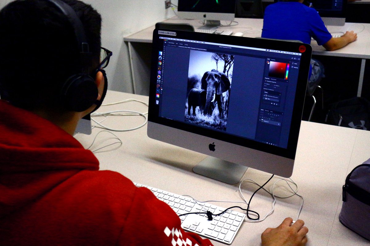 DesignRvms's tweet image. Digital Design Students are working on creating personalized collages using their Photoshop skills this week! 
#RanchViewProud