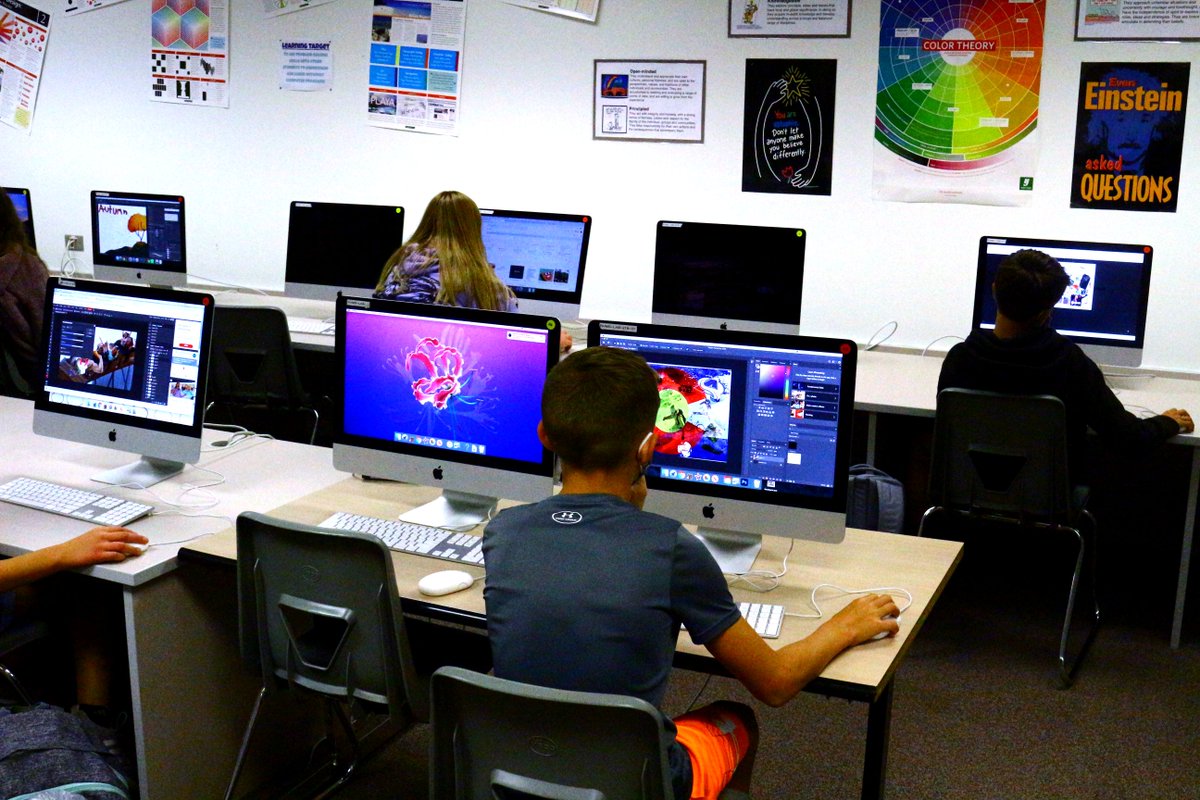 DesignRvms's tweet image. Digital Design Students are working on creating personalized collages using their Photoshop skills this week! 
#RanchViewProud