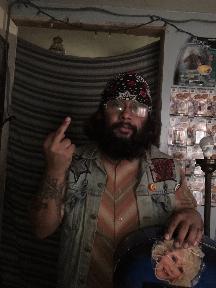 my name is Tommy Chong and I smoked a lot of dope in Vietnam.