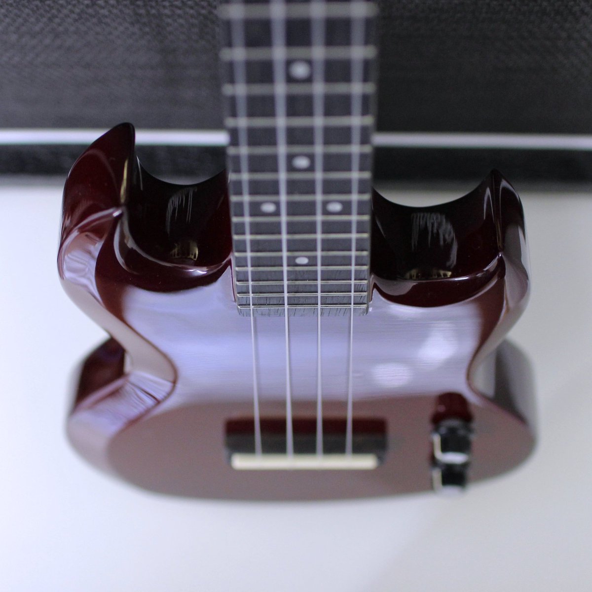 MykolaGuitar's tweet photo. My mini SG π
Review of Harley Benton DC-Ukulele (SG Electric Ukulele) on my YouTube channel - https://t.co/F9dDhpssB2
βββ
#ukulele #uke #ukulelelove #ukulelelovers #ukuleletime #ukuleleplayers #ukulelemusic #uke4life #harleybenton #sg #youtubers #YouTube #youtuber https://t.co/1l8gXWWgwi
