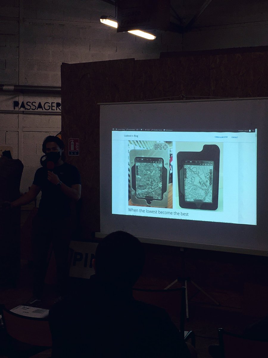 assoPiNG's tweet photo. [APERO|PROJETS AU FABLAB]

Ludovic présente comment il a détourné une liseuse en lecteur GPS : avec son écran très économe en batterie la liseuse est idéale pour les longues randonnées.

#fablab #nantes #randonnee #hack #liseuse https://t.co/CJ3mb9y8Gf