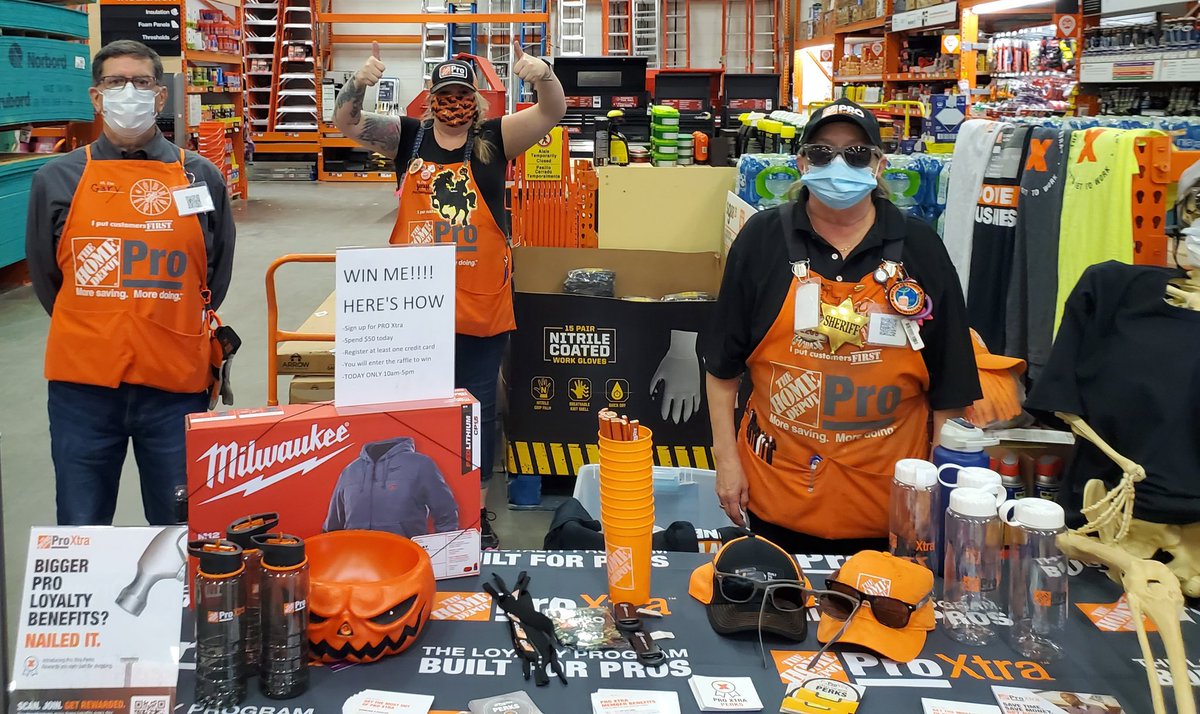 Sarah Hall tweet media