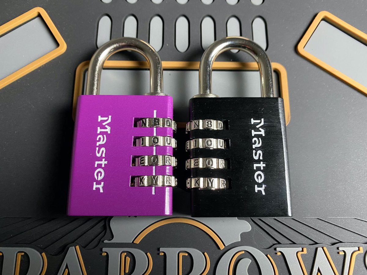 _b003y_'s tweet image. Here is a pic of the two master locks. One of them is going down! Which one? 😆 #lockpicking #masterlock #combinationlock #locksport