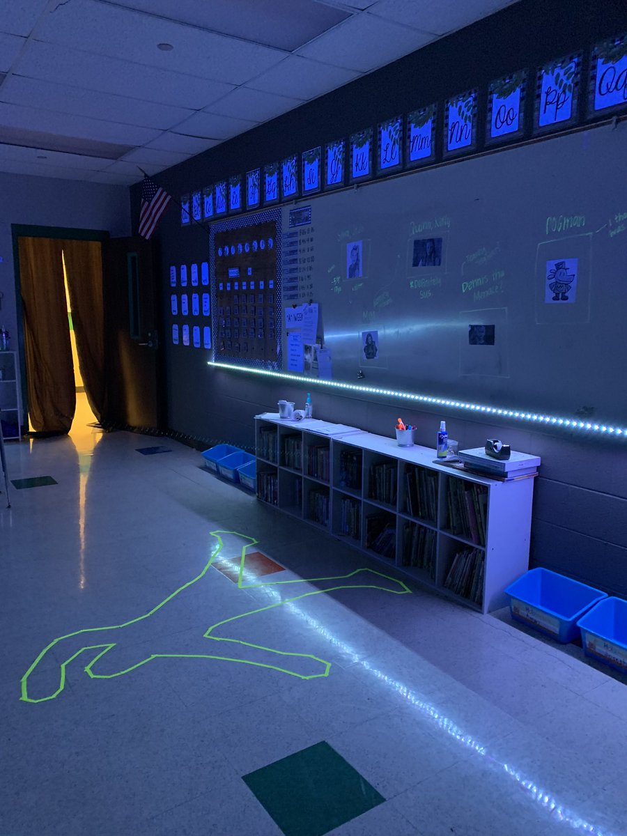 aeeverson's tweet photo. Everson’s Agents (EA2) successfully solved the case today!! My spies were able to find out who stole all our pencils and my golden pencil!! We had a great day reviewing multiplication and division, while solving our secret mission! #TeamDCS #RaiseTheBar https://t.co/Ar9jgCuknh