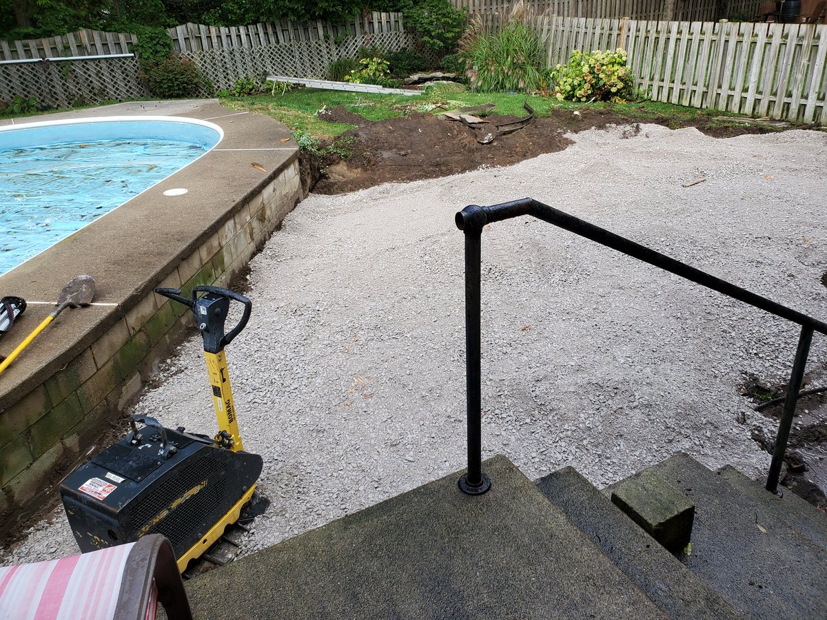 bobbireive's tweet image. Day 3 - starting to be able to &quot;see&quot;  the new patio. So different already. 
1 guy, 3 days=transformation 
#backyardproject #renovations