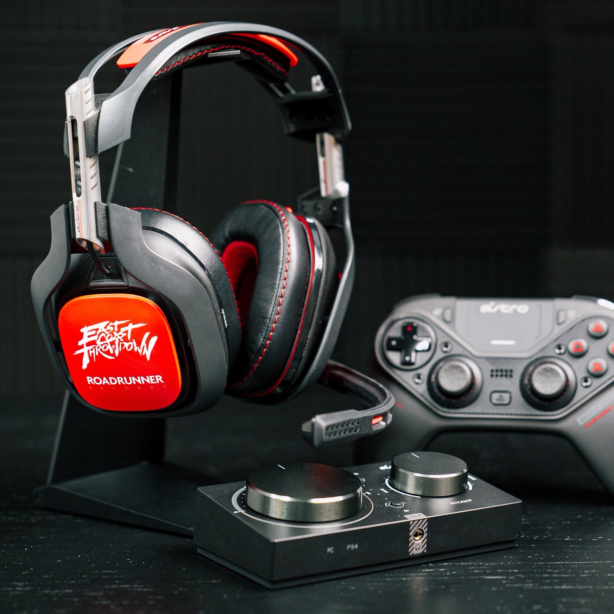 ASTROGaming's tweet photo. @ecthrowdown @rrusa This design would make a sick Speaker Tag follow-up to #ECT2019 🤔 https://t.co/qngFEwtPTr