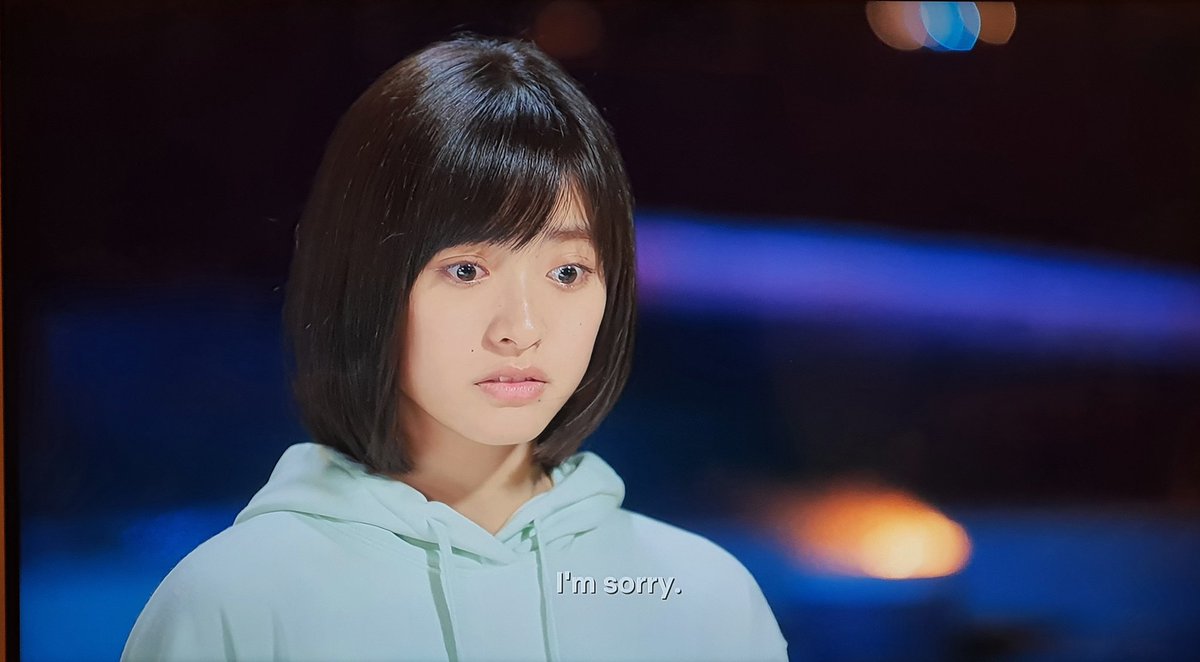 chaosappz's tweet photo. Ouch... This hurts!!! 😭😭😭
#TorturingMyself
After how DMS treated Shancai taking her to a beautiful beach resort, this really hurt. DMS was truly upset & my little heart was confused when I watched it the first time. I could relate to Shancai's indecision...
#MeteorGarden2018 https://t.co/eDFhPqTekB