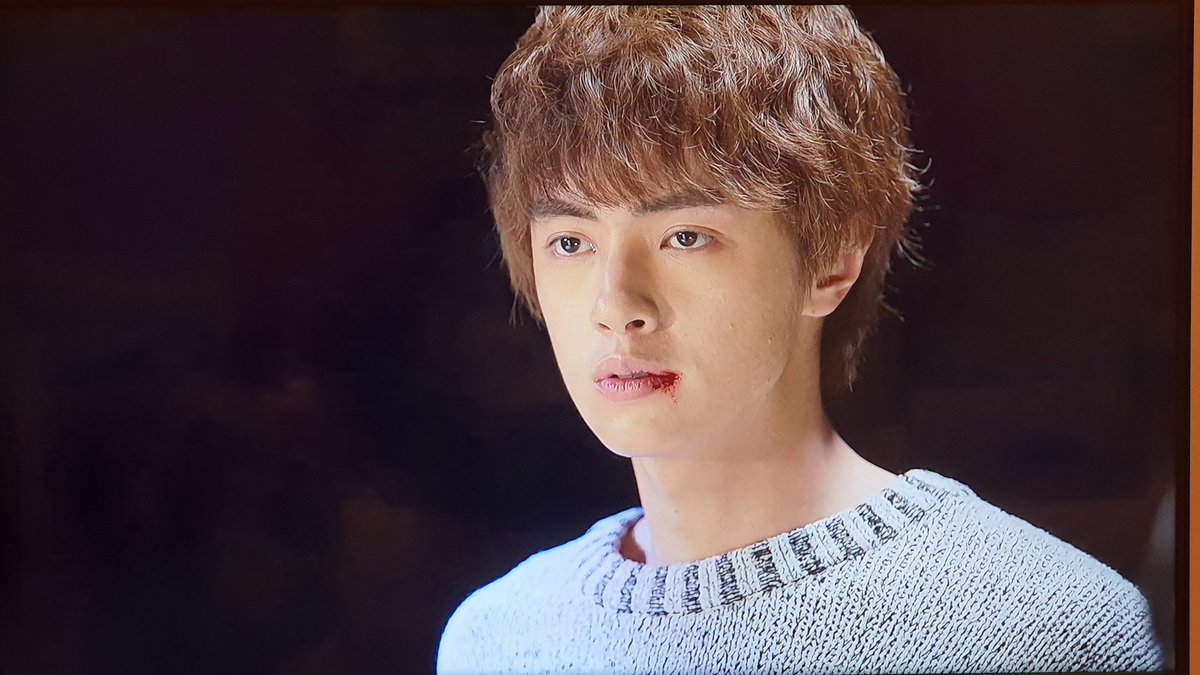 chaosappz's tweet photo. Ouch... This hurts!!! 😭😭😭
#TorturingMyself
After how DMS treated Shancai taking her to a beautiful beach resort, this really hurt. DMS was truly upset & my little heart was confused when I watched it the first time. I could relate to Shancai's indecision...
#MeteorGarden2018 https://t.co/eDFhPqTekB