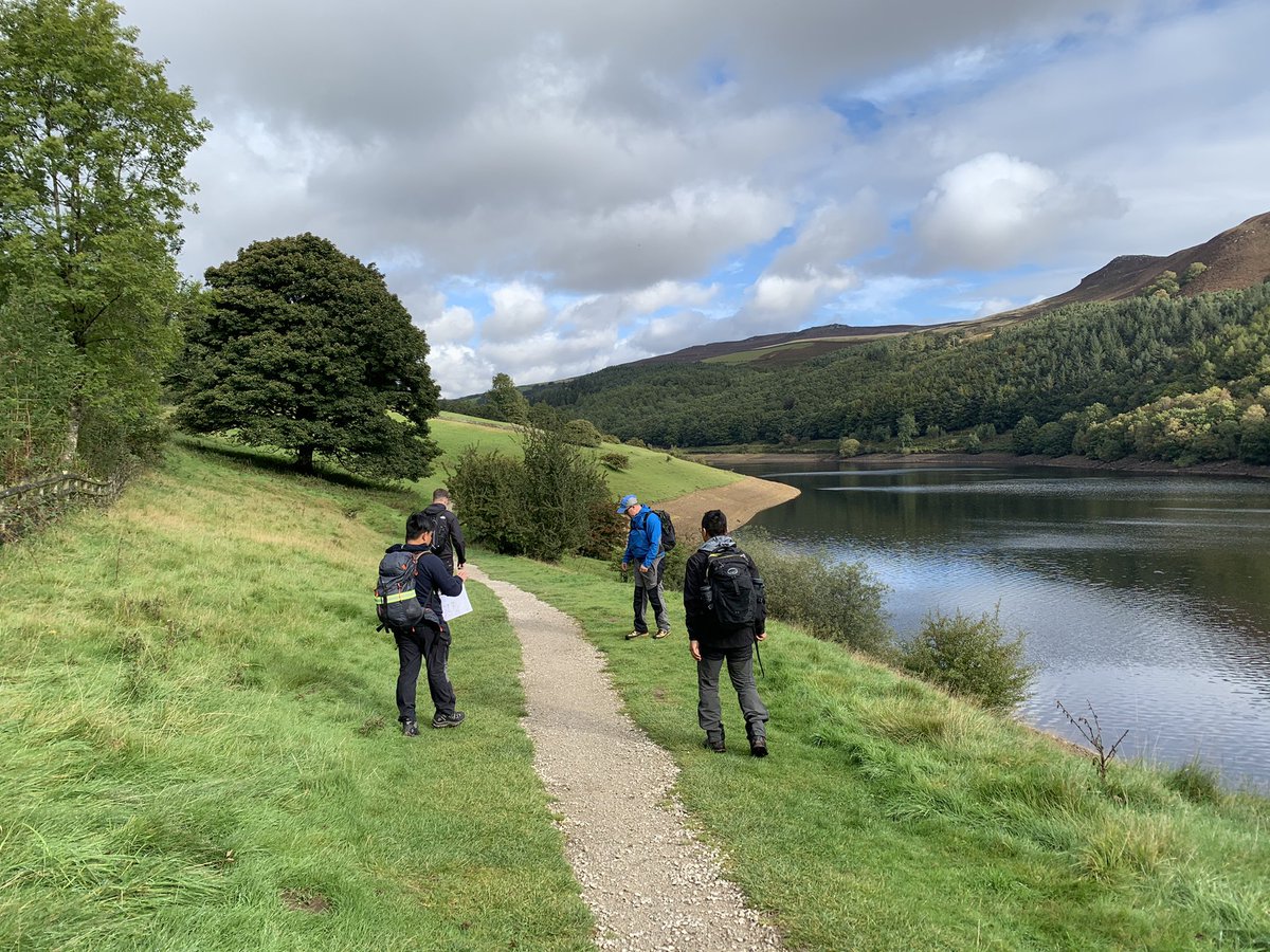 528STRE's tweet photo. Great day hillwalking in the Peak District. Always good to get out for some AT!! @528STRE @Proud_Sappers #Alwaysready #PeakDistrict https://t.co/L0uZ1fqQcU