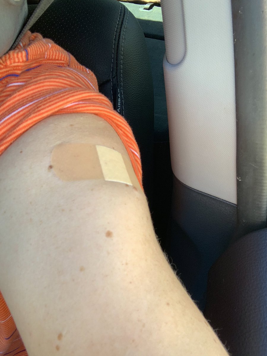 ransvoice's tweet photo. Trying my hand (arm?) at being an #inFLUencer. It’s one less thing to worry about; what are you waiting for? #BeAFluFighter @chapelhillgov @OrangeHealthNC @townofapex @Publix https://t.co/ZXWHdOFw0r