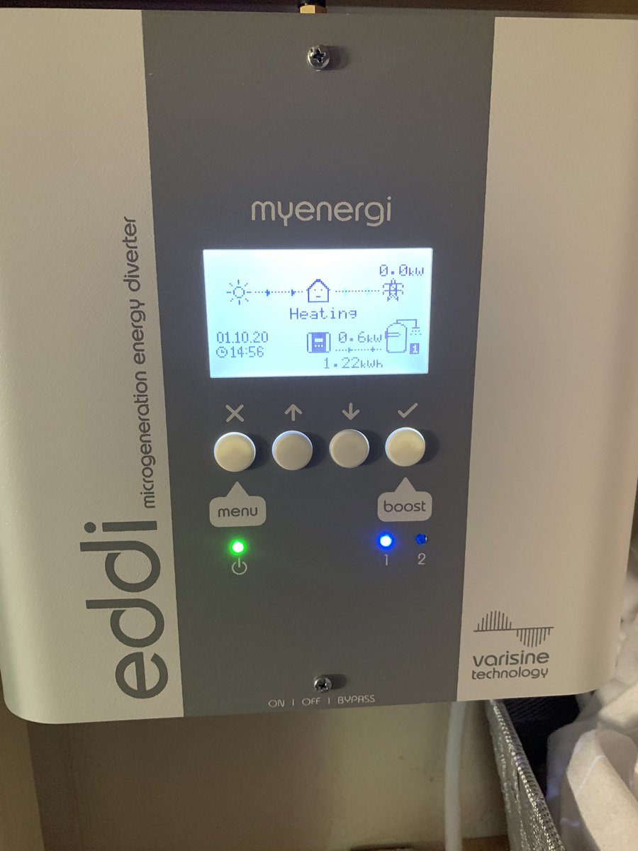 RangerElec's tweet image. This week we’ve been busy installing a 5kw solar PV system with 5.2kwh battery storage. We also installed a @myenergi Eddi to divert any surplus power to the hot water tank.

#5kw #solar #solarpanels #pvsystem #batterystorage #myenergi #myenergieddi #greenhome #energyefficient