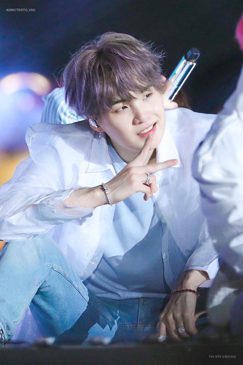 Yoongi in white? Beautiful and powerfulI vote for  #Dynamite under  #TheSong category at  #PCAs 2020  @BTS_twt