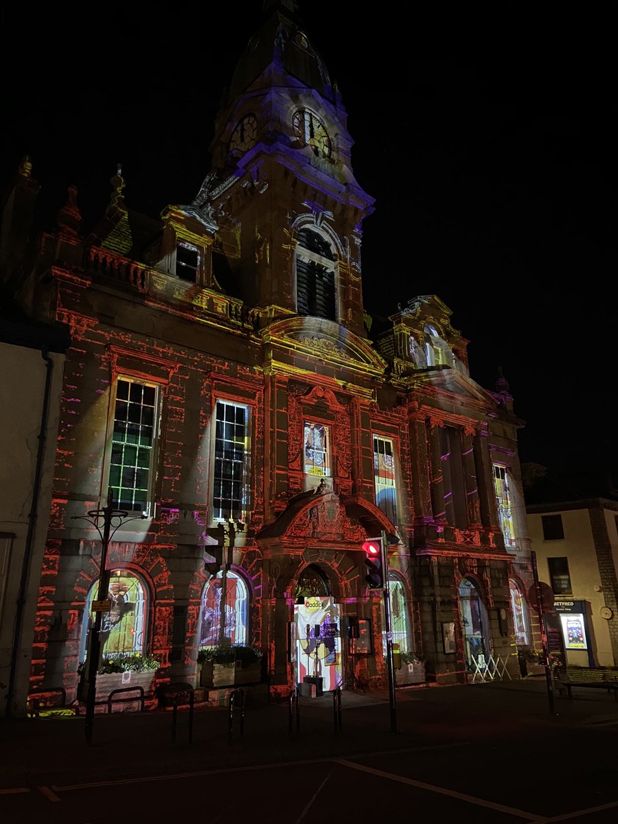Nikki_Draws's tweet photo. This was bloody brilliant!! #illuminos #licaf https://t.co/bcbbjw6IGV