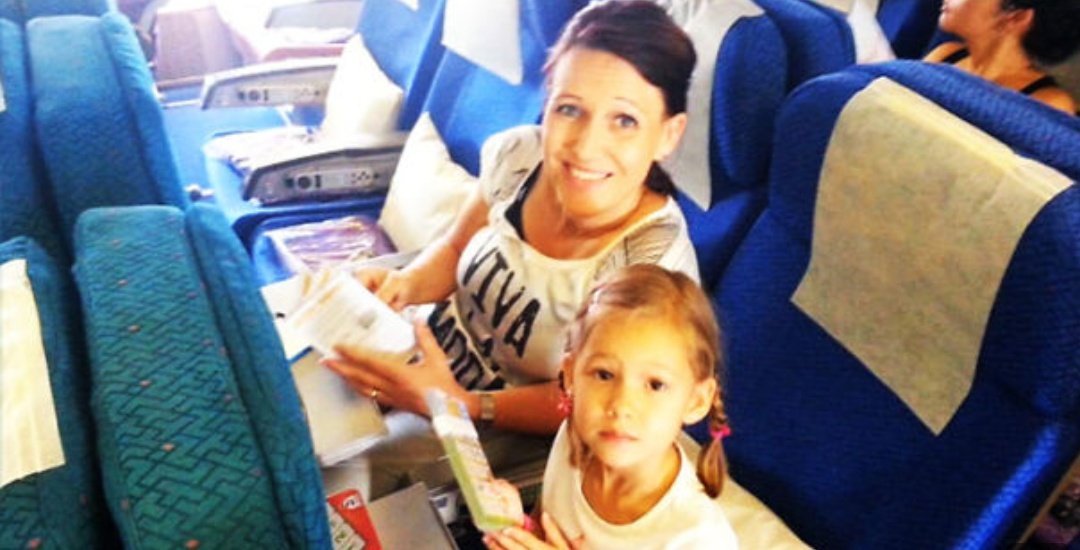 3)Dave Hally Took One Last Photo Of His Wife And 4-Year-Old Daughter Before Takeoff For Their Dream Vacation Aboard Mh17, Shortly Before It Was Shot Down Over Ukraine By Russia-Led Forces, Killing Everybody On Board.