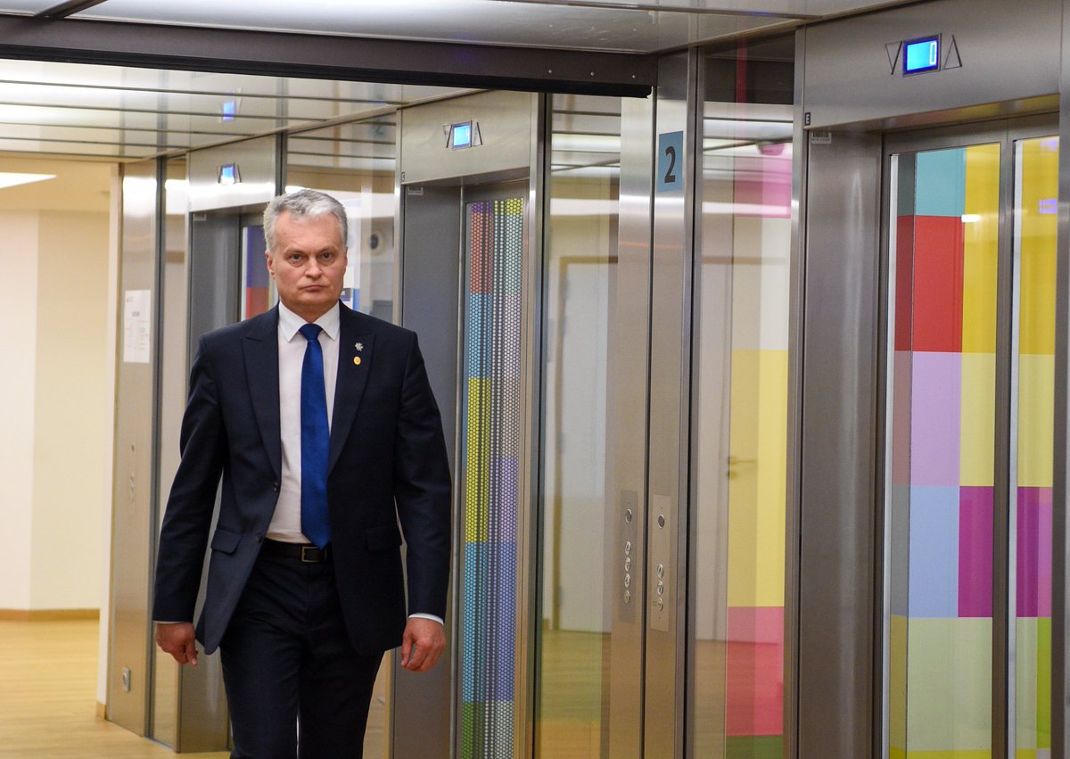 GitanasNauseda's tweet photo. Unfortunately, the poisoning of #Navalny is a continuous déjà vu of #Russia’s malicious activities. To those who advocate a “reset”: it must be on clear-cut conditions to stop killing people! https://t.co/7PsReLi8Nj