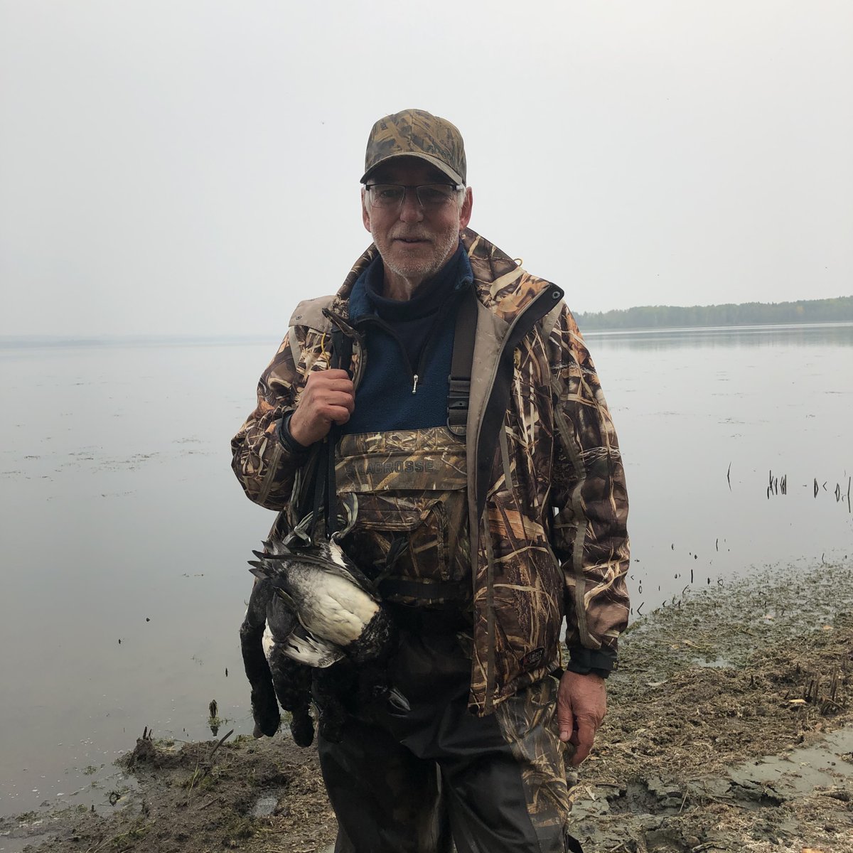OutdoorBailey's tweet photo. Beautiful September doubleheader. A limit of bluebills followed by an afternoon of brown trout. An isolation tactic I recommend to everyone! #berettacanada #divingducks #flyfishing https://t.co/AtG9PVddrB
