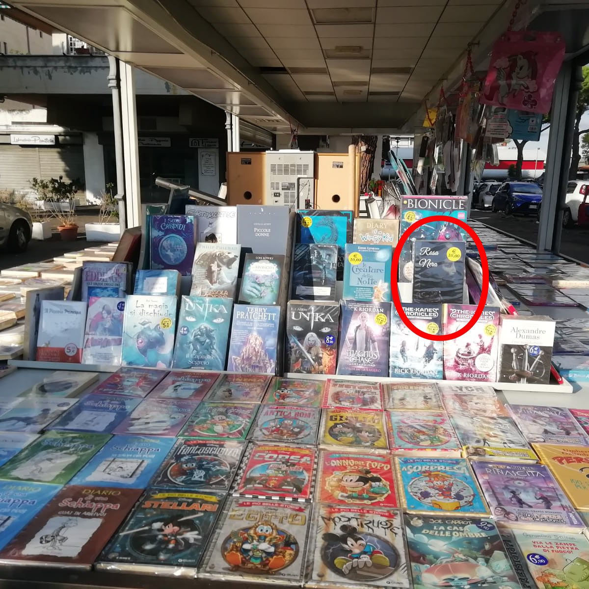 rosaneraromanzo's tweet photo. #rosanera
#rosaneraromanzo
#libri #libridaleggere #librichepassione #libriconsigliati #leggere #bookstagram #books #bookslover #libriamo #fantasy #fantasybooks #fantasyworld #bookstagramitalia #amazon #selfpublishing #kindle #amazonkdp #amazonkdpselect #amazonkdpwriter https://t.co/SfM1LhJnKg
