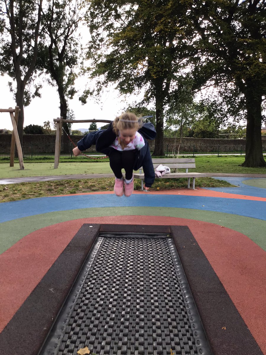 BalgreenPrimary's tweet photo. Trips to the park #primary2b https://t.co/LV6OtCkJTj