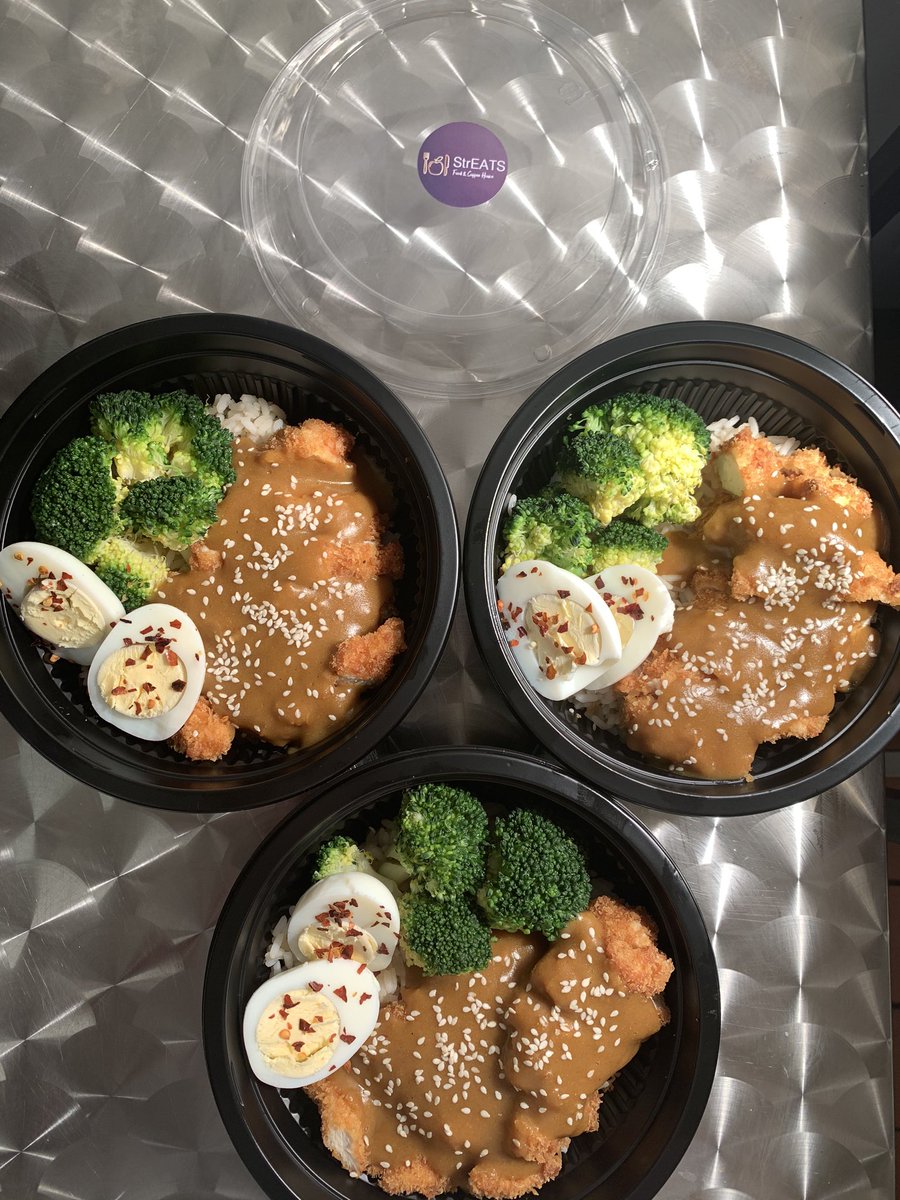eats_str's tweet photo. Our rice bowls available to order #streetfood #coventry https://t.co/HshsksYH6S