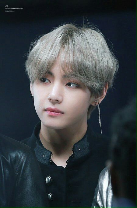 1RT = 1 voteNext is Kim Taehyung I vote for  #Dynamite under  #TheMusicVideo category at 2020  #PCAs  @BTS_twt