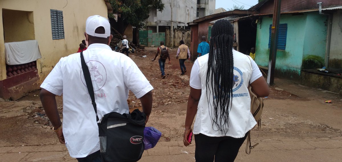 Aujourdhui en compagnie du <a href="/Cacvolontariat1/">Collectif Actions Communautaires</a> pour la sensibilisation, prise de la TA et de la Glycemie pour la Journée Mondiale de la personne âgée. Des professionnels pour vos soins en domicile, alors contactez nous: 666042001. <a href="/espacefm_gn/">Espace FM Guinée ( EUROPE )</a> <a href="/LamineGUIRASSY/">LAMINE GUIRASSY</a> @MouctarD75