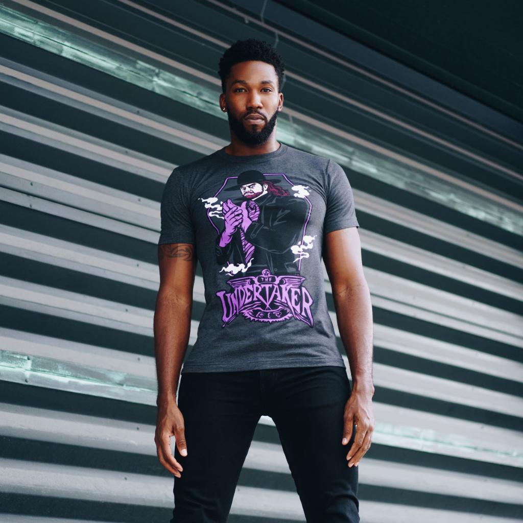 WWELegends's tweet image. The Deadman lives at #WWELegendsShop! Come check out all the exclusive @undertaker gear available now. #WWE #Undertaker #tbt

ms.spr.ly/6015TvCz1