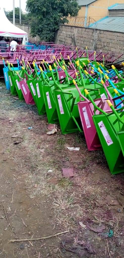 paladin6539's tweet photo. Wednesday 3rd July, 2019

The Office of the Nairobi County Woman Representative @EstherPassaris  OGW has today launched Phase 1 of its Handcart/Wheelbarrow countywide empowerment programme. 

The event took place at NACICO Grounds, next to Shell on Landhies Rd in Kamukunji Ward, https://t.co/nGKvXVeR9m