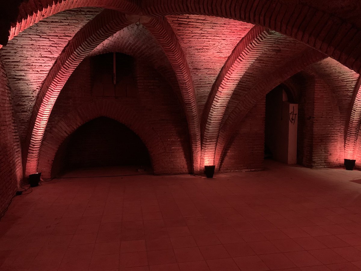 FabLab_Toulouse's tweet photo. La future salle de créativité d’Artilect ou pour ceux qui souhaitent y organiser un événement. #fablab #salledecréativité #privatisation #atelier #formation https://t.co/OzpxJ36aPo