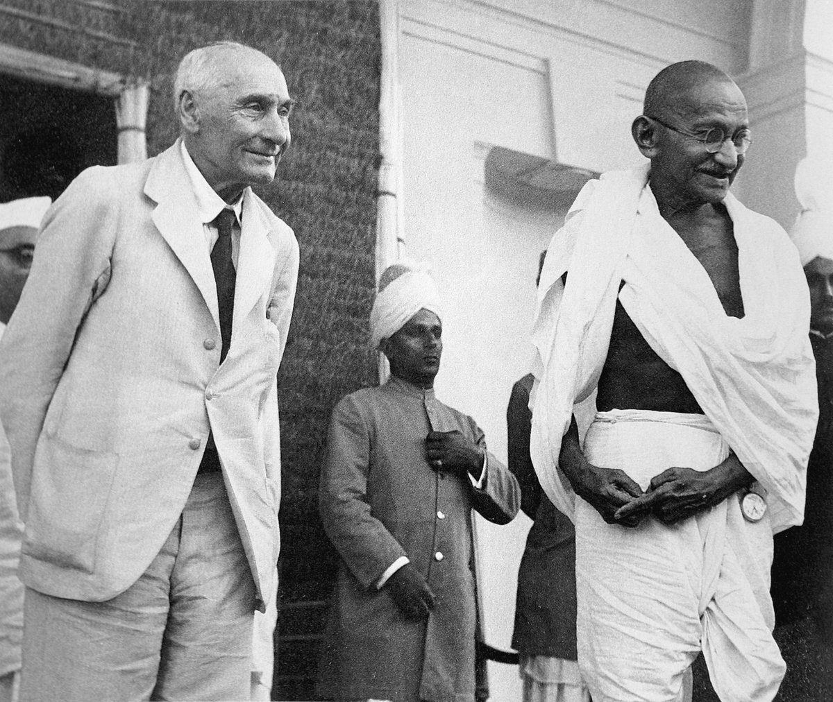 This picture,taken by an unknown photographer in 1946 when Gandhiji met Lord Pethick Lawrence in India.The mirror image of a portrait of the same was 1st used for a commemorative note on his birth centenary in 1969 & again in 1987 for ₹500 note before being re-introduced in 1996