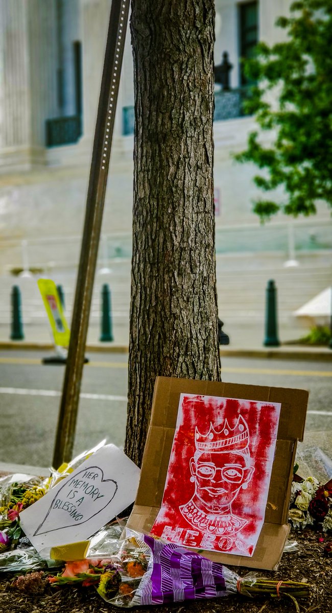 vicequeenmaria's tweet image. Today. Flowers still fresh. #RBG #RBGRevolution #scotusgate #WashingtonDC #capitolhill
